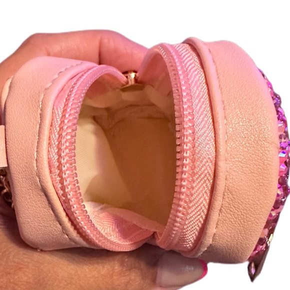 BOGO ๐ฆ๐๐ ๐๐ฝ๐ถ๐พ๐ ๐ช๐
๐๐พ๐๐ ๐๐พ๐๐พ ๐๐ถ๐๐๐๐พ๐๐ ๐ต๐ถ๐ - Picture 4 of 4